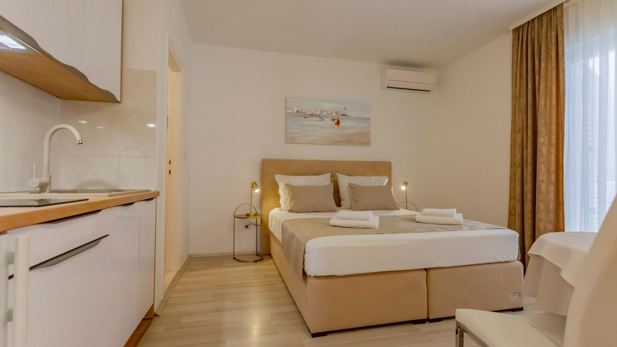 Baska Voda Apartments - Steps From The Beach, Free Parking, Central Location Exterior photo