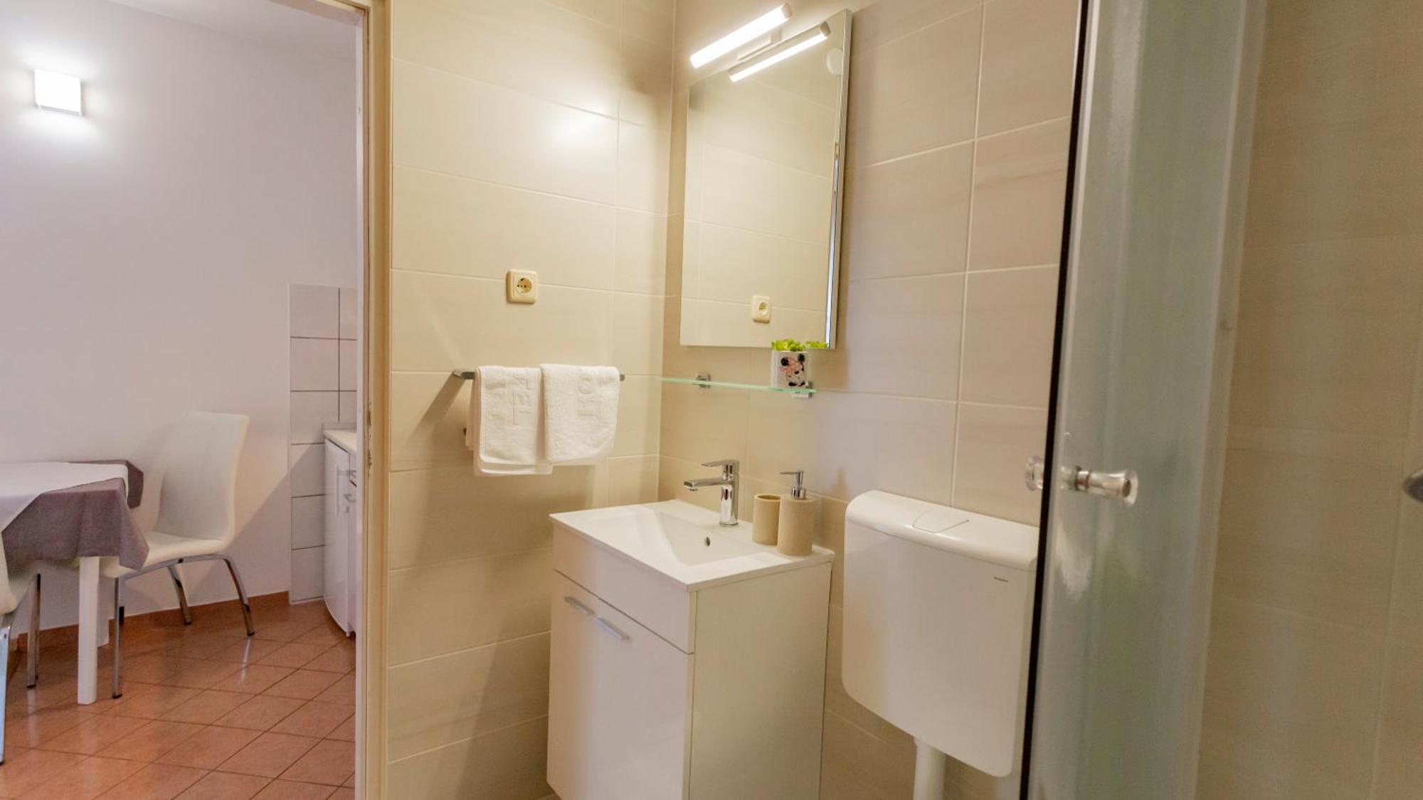 Baska Voda Apartments - Steps From The Beach, Free Parking, Central Location Exterior photo