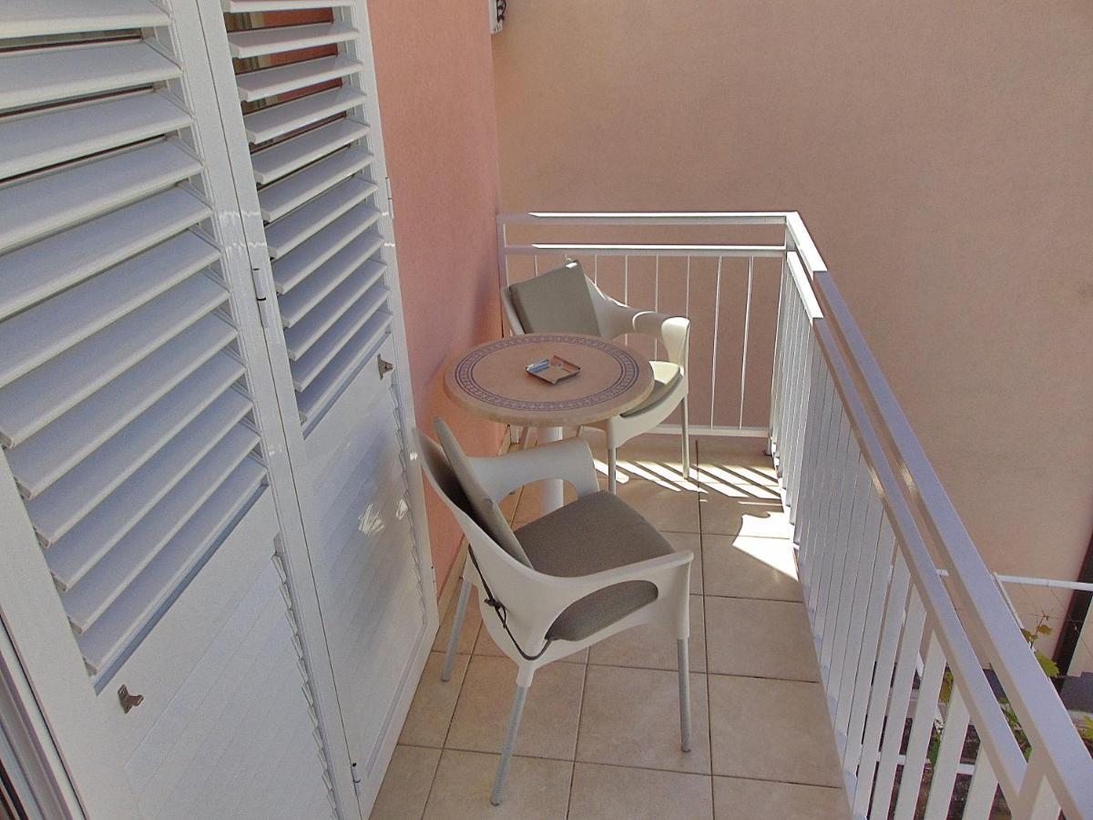 Baska Voda Apartments - Steps From The Beach, Free Parking, Central Location Exterior photo